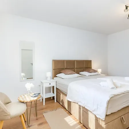 Appartement With Parking Space - 23849 *